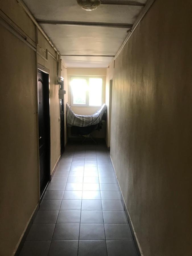 Апартаменты Studio For Recharging Бухарест Экстерьер фото
